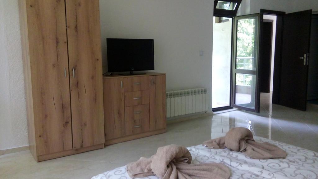 Apartment'S Pita & Mare Китен Экстерьер фото